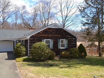 8 Lower Lake Rd, Danbury, CT, 06811