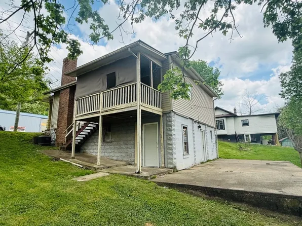 334 N 7th St, Cannelton, IN 47520