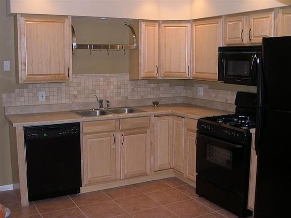 2nd image of 530 E 52nd Ave