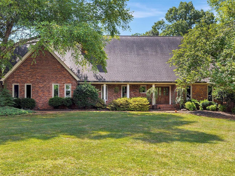 1st image of 11010 Farragut Hills Blvd