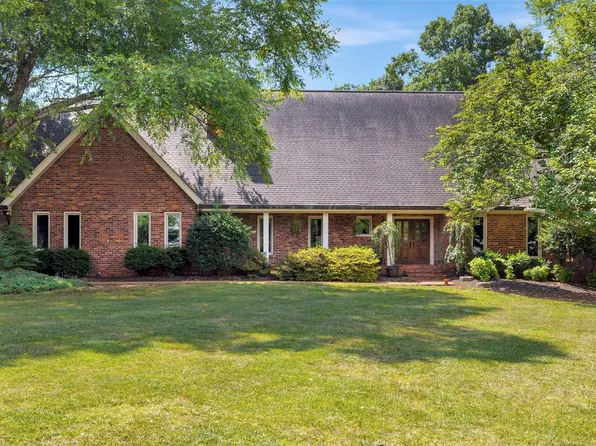 11010 Farragut Hills Blvd, Knoxville, TN 37934