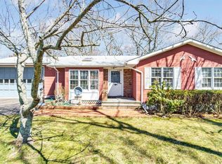 108 Saint Marys Dr, Riverhead, NY 11901