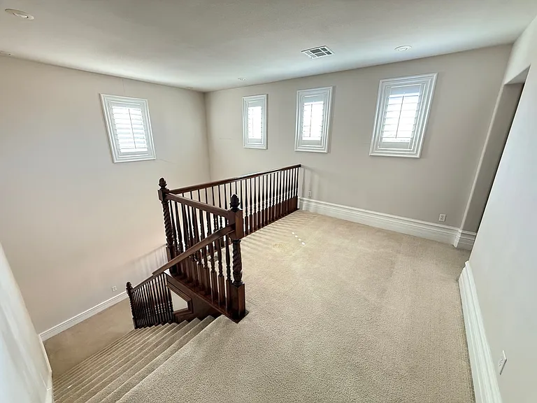 464 Via Palermo Dr — Photo 29