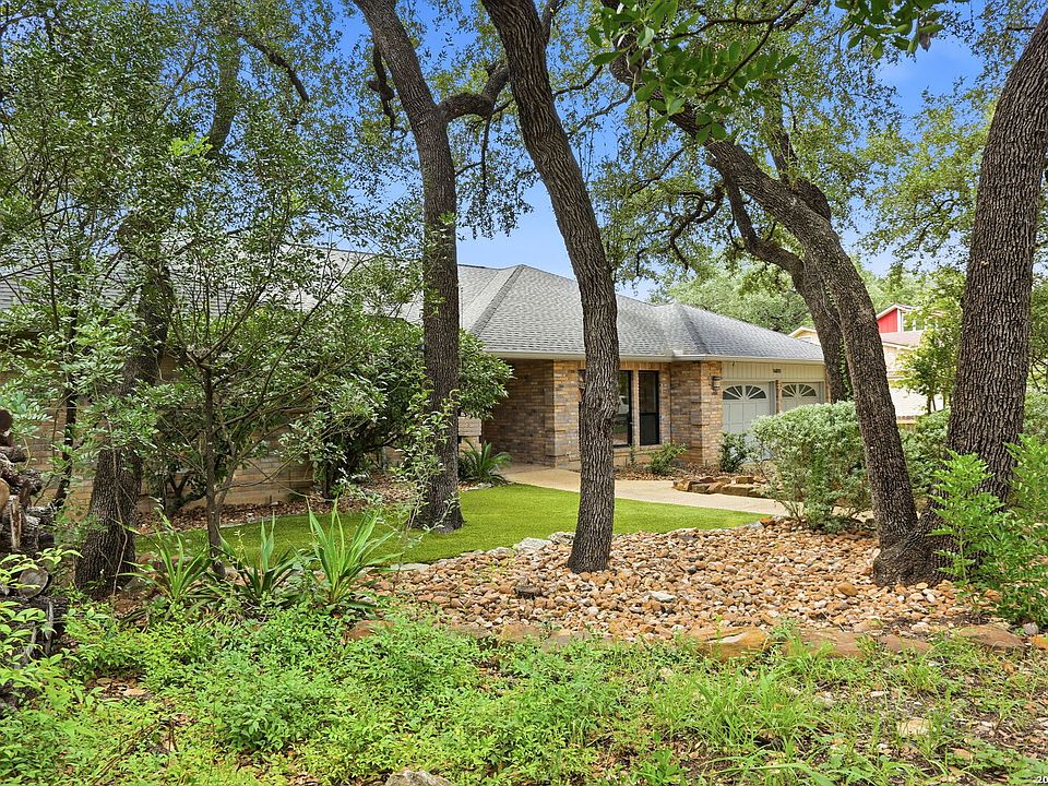 1st image of 14810 CANONERO ST