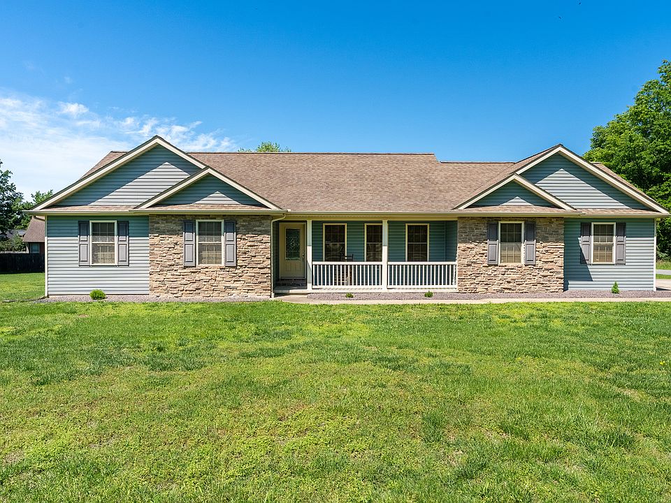1st image of 1100 Samantha Dr