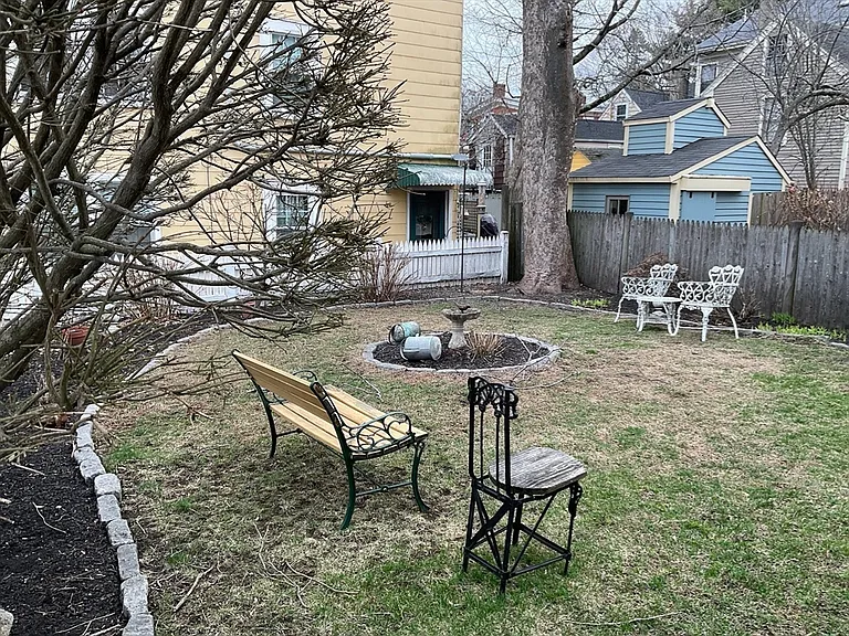 1 Middle St #3 — Photo 14