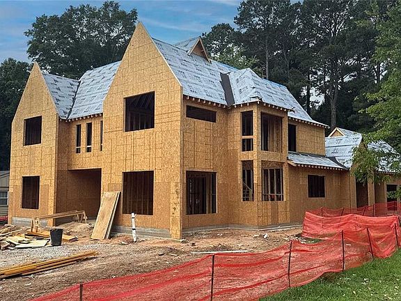 3rd image of 387 Jon Scott Dr