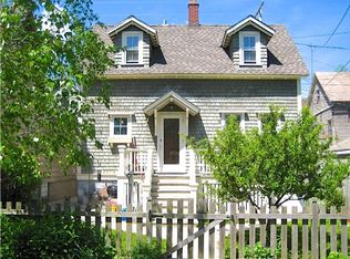 2467 N Pierce St #A, Milwaukee, WI