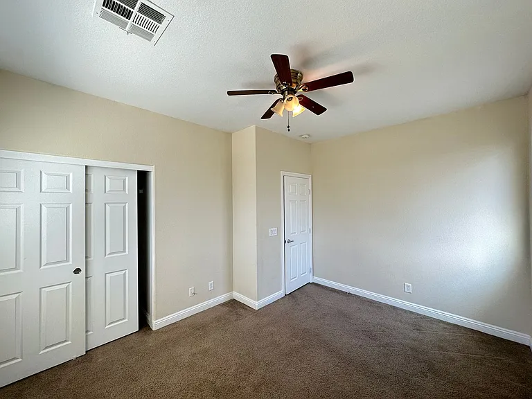 197 Spring Hollow Dr — Photo 15
