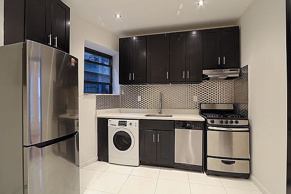 1st image of 123 W 106th St APT 1B