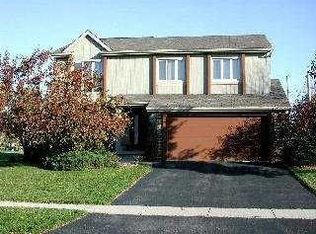 2837 Quincy St, Oregon, OH 43616