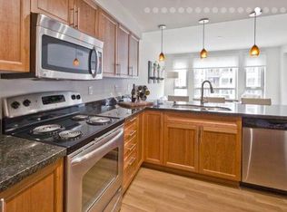 7785 Sunset Hwy UNIT 542, Mercer Island, WA 98040