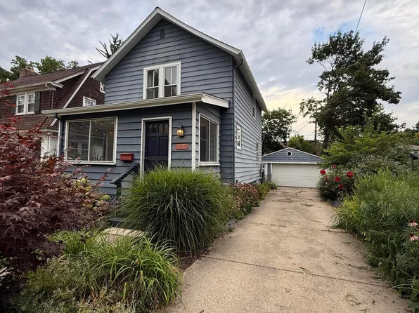 121 Kenwood Ave, Ann Arbor, MI 48103