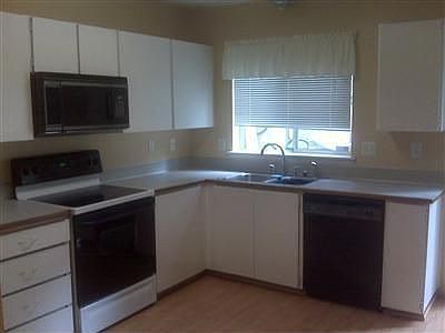 2nd image of 209 View Rd