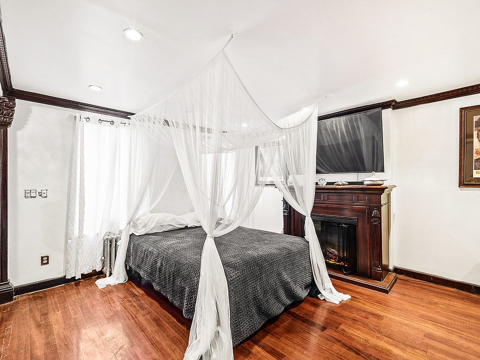 2nd image of 147 Patchen Ave #1