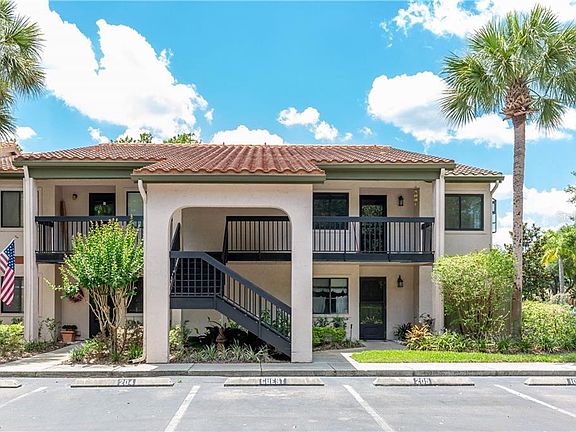 2nd image of 2427 Gallery View Dr APT 3