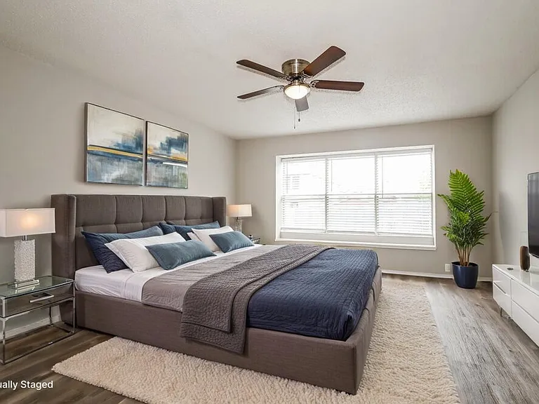 6730 Meadowcrest Dr — Photo 10