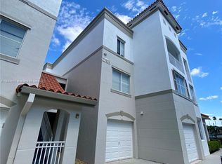 11032 Legacy Dr APT 305, Palm Beach Gardens, FL 33410