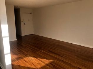 2500 20th Rd N APT 202, Arlington, VA 22201