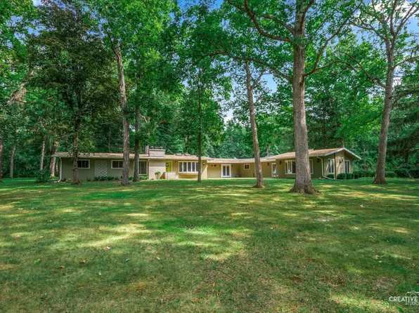 16323 Griswold Springs Rd, Plano, IL 60545