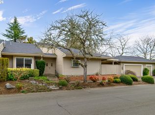 32400 SW Arbor Lake Dr, Wilsonville, OR