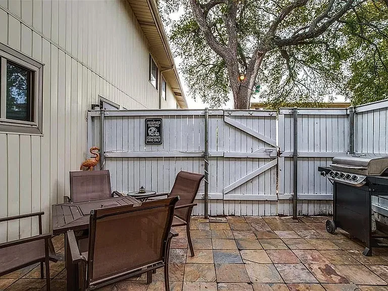 4039 Cole Ave #102 — Photo 17