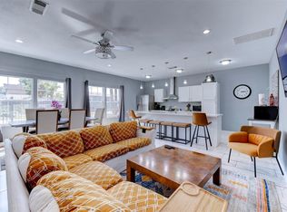 301 Tabor St, Houston, TX 77009