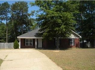 124 Toccoa Dr, Leesburg, GA 31763