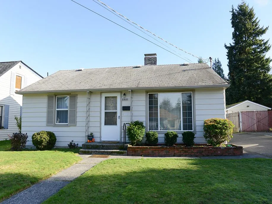 12818 7th Ave S photo 1