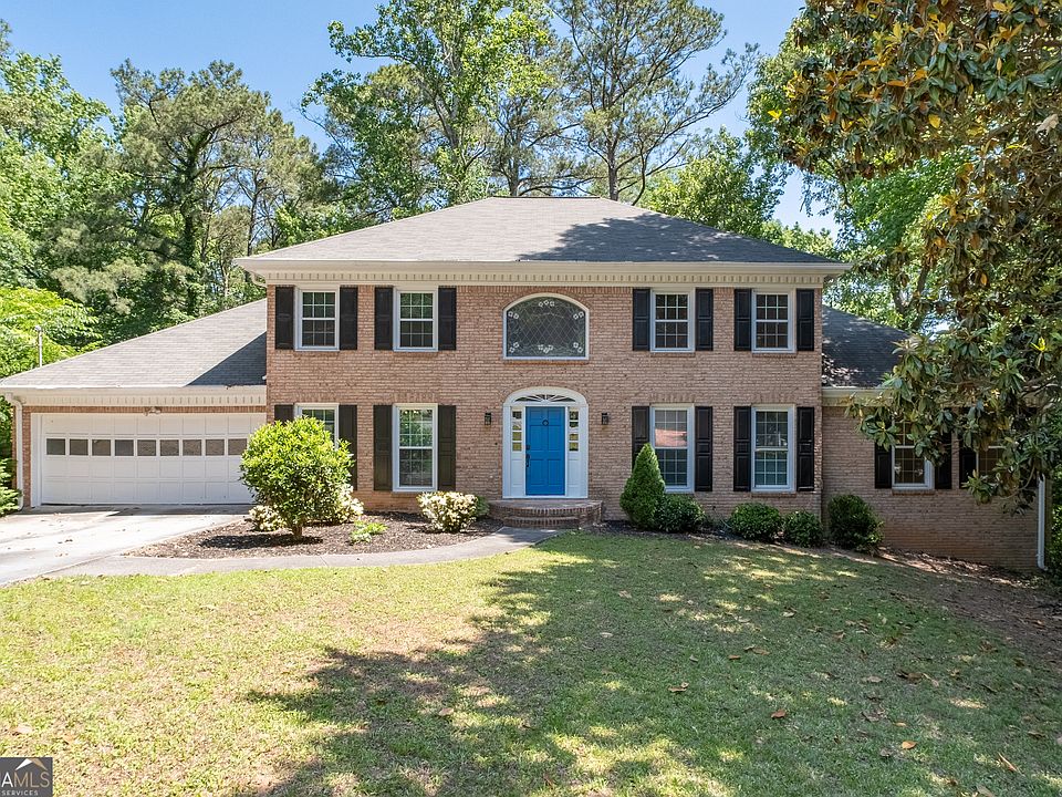 1st image of 2562 River Knoll Dr SW