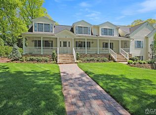 36 Gates Ave, East Brunswick, NJ 08816