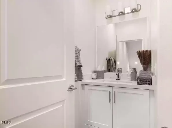 2635 Dash Ln, Camarillo, CA 93012