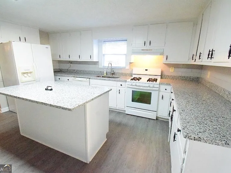 2625 Sharpsburg McCullum Rd — Photo 2