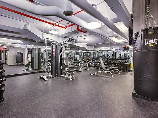 Rented by Manhattan Realty Group | media 7