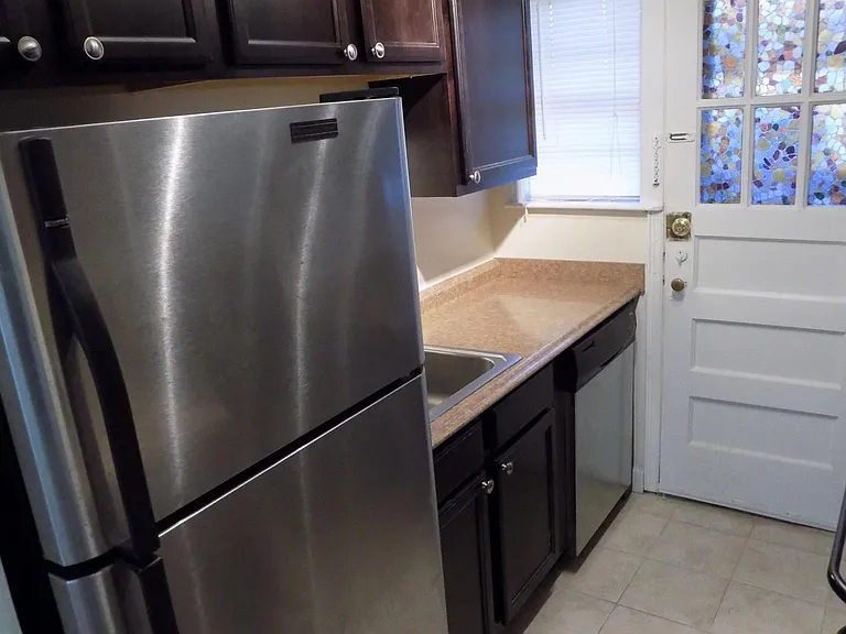 2828 Piedmont Rd NE #1 — Photo 2