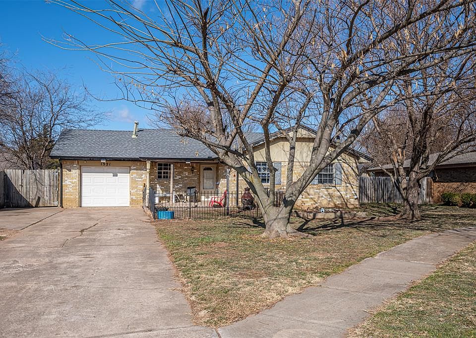 1st image of 1521 Willow Cliff Ct