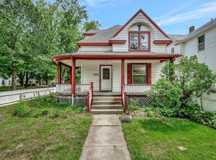 410 N Elm St, Champaign, IL 61820