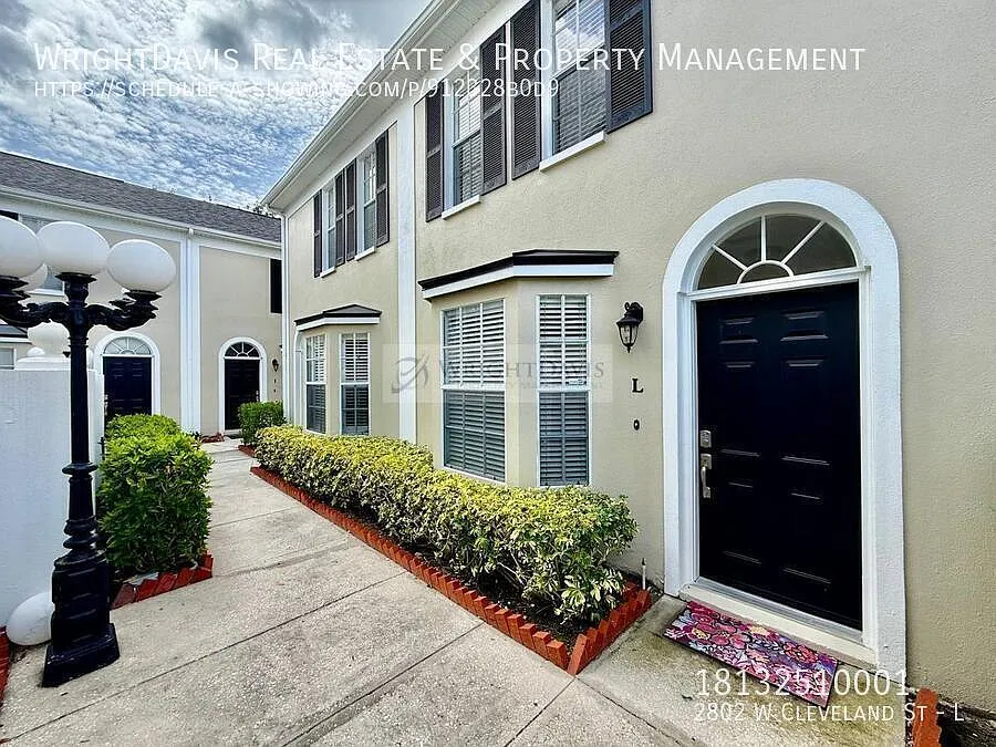 Perfect 2/2.5 condo in South Tampa! — Photo 2
