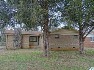 4607 Rutledge Dr NW, Huntsville, AL 35816
