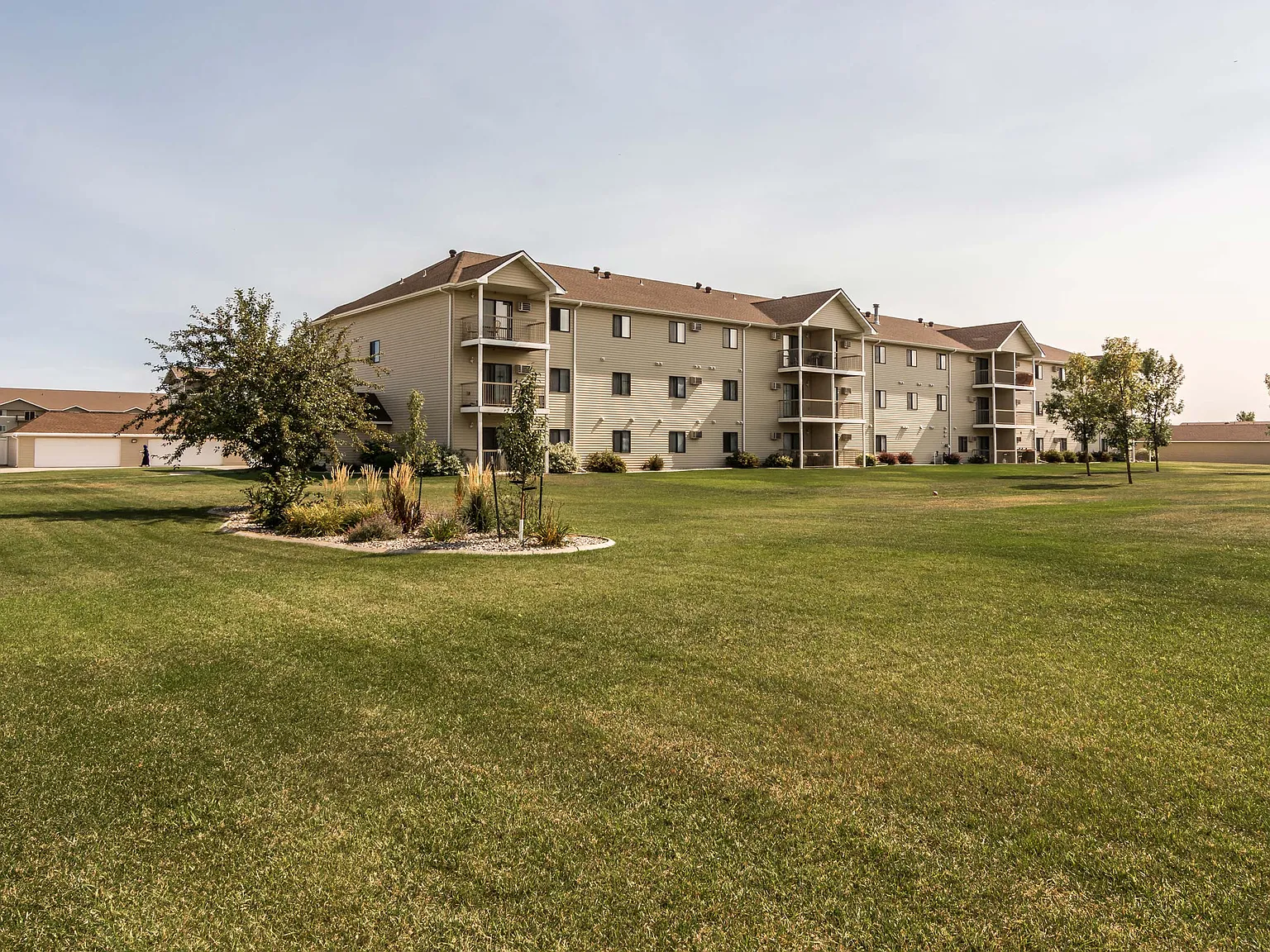 Autumn Ridge — Photo 1