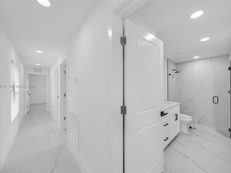 4984 Fairway Ct — Photo 9