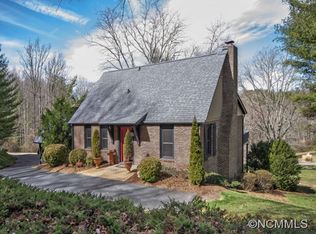 4511 Tyler Pl, Hendersonville, NC 28739
