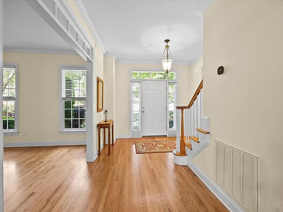 5th image of 4206 Heathgate Ln