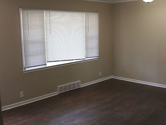 5th image of 3002 S 35th St