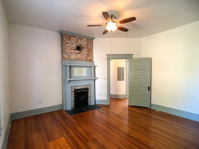 1813 Elliott Ave — Photo 19