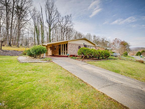 5th image of 138 Horseshoe Dr