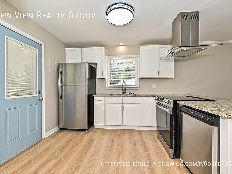 321 Hamilton Dr NE #1 — Photo 7