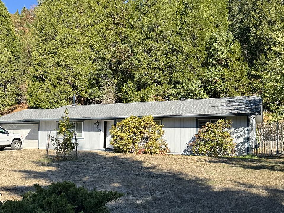 1st image of 555 Hamlin Dr