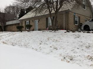 99 W Locust St, Greensburg, KY 42743