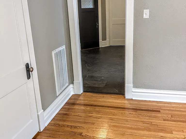 6524 Berthold Ave #2W — Photo 8